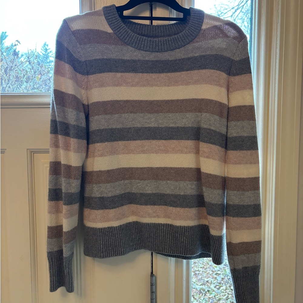 GAP Women's Striped Sweater - Gray and Tan